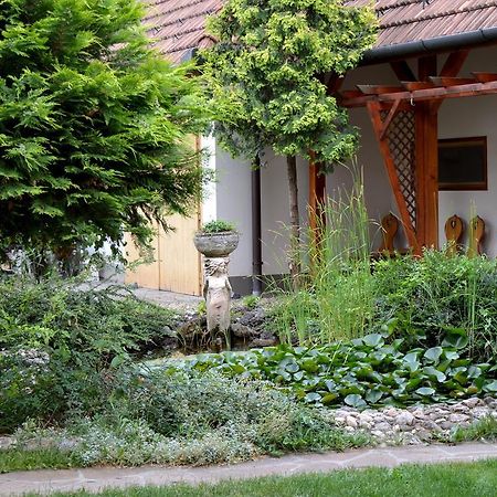 Violetta Vendégház Eger Exterior foto